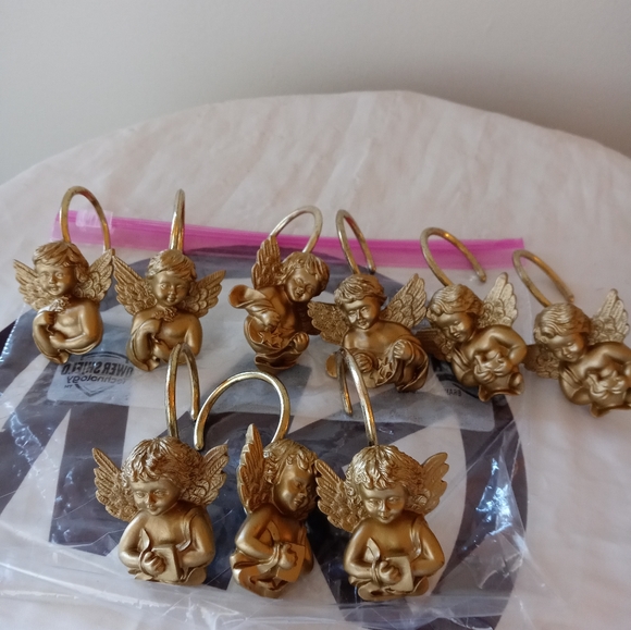 ( SOLD ) Decorative Cherub Angel Shower Hooks - Picture 2 of 4
